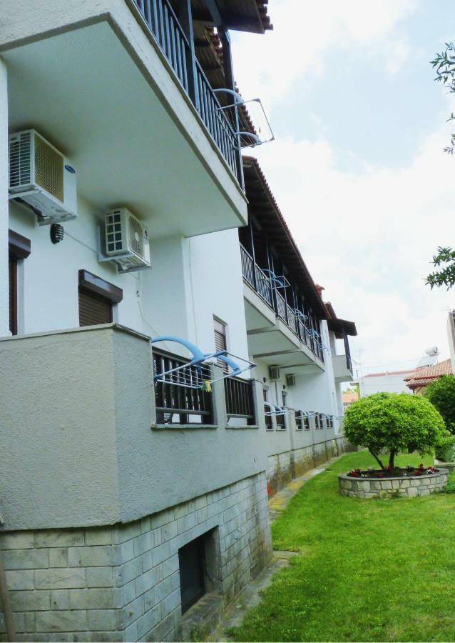 Yannis Apartments アフィトス エクステリア 写真