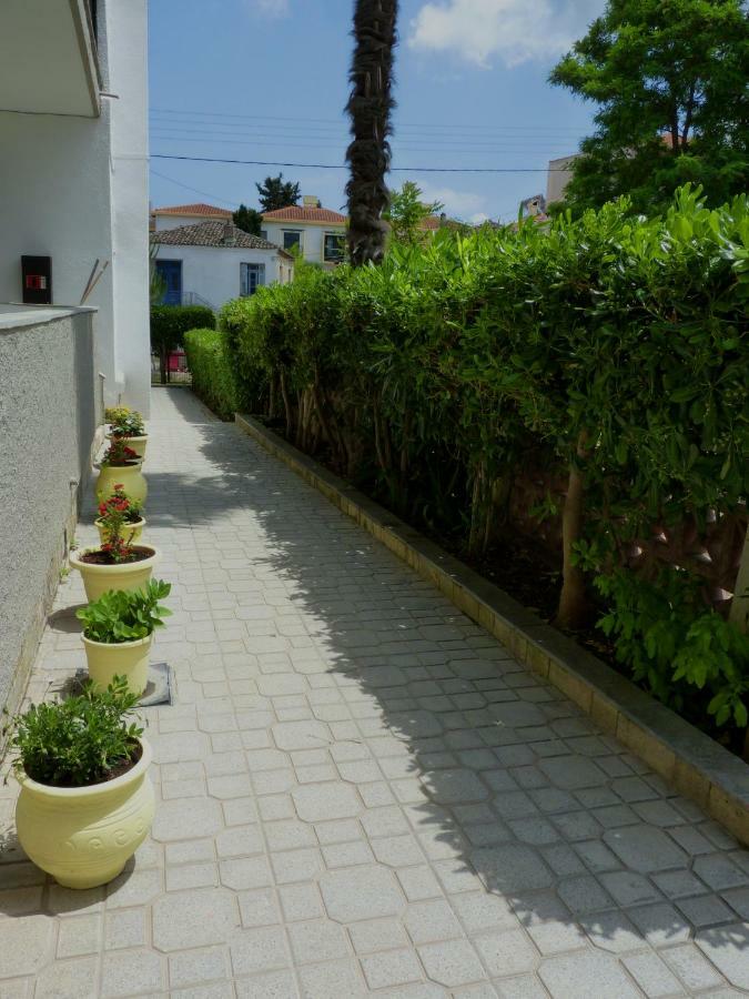 Yannis Apartments アフィトス エクステリア 写真