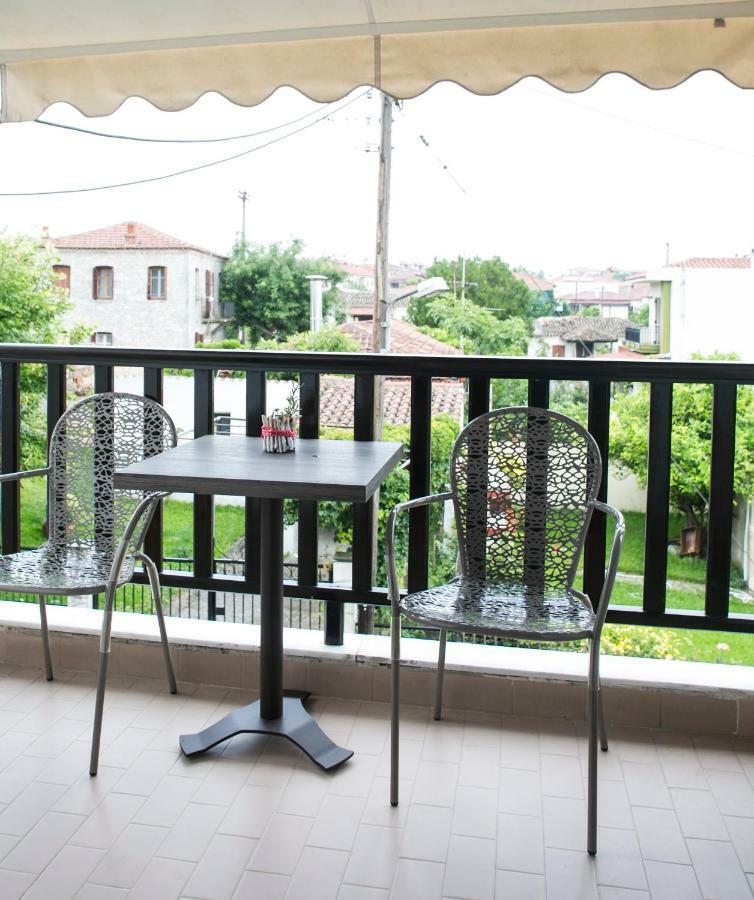Yannis Apartments アフィトス エクステリア 写真