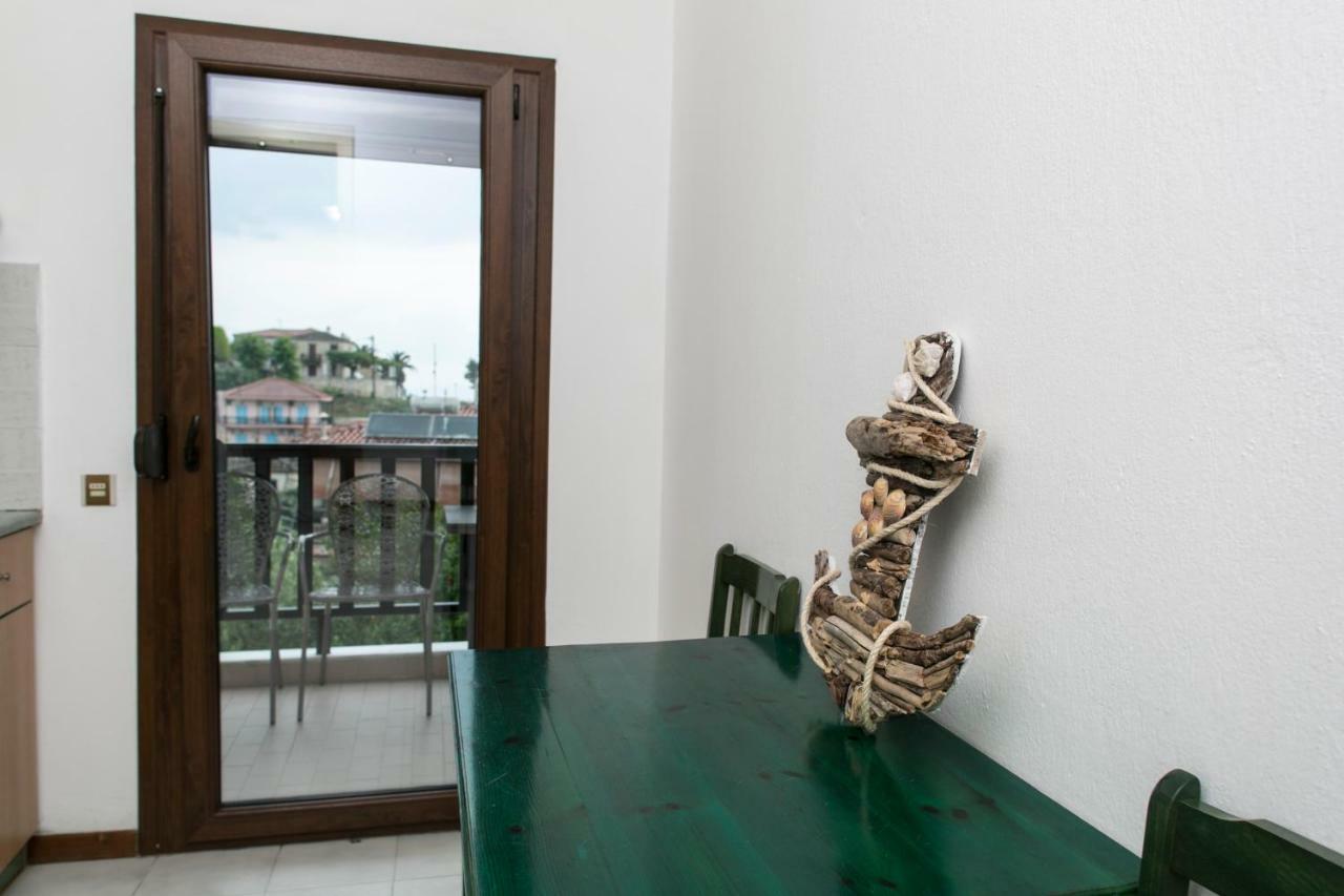 Yannis Apartments アフィトス エクステリア 写真