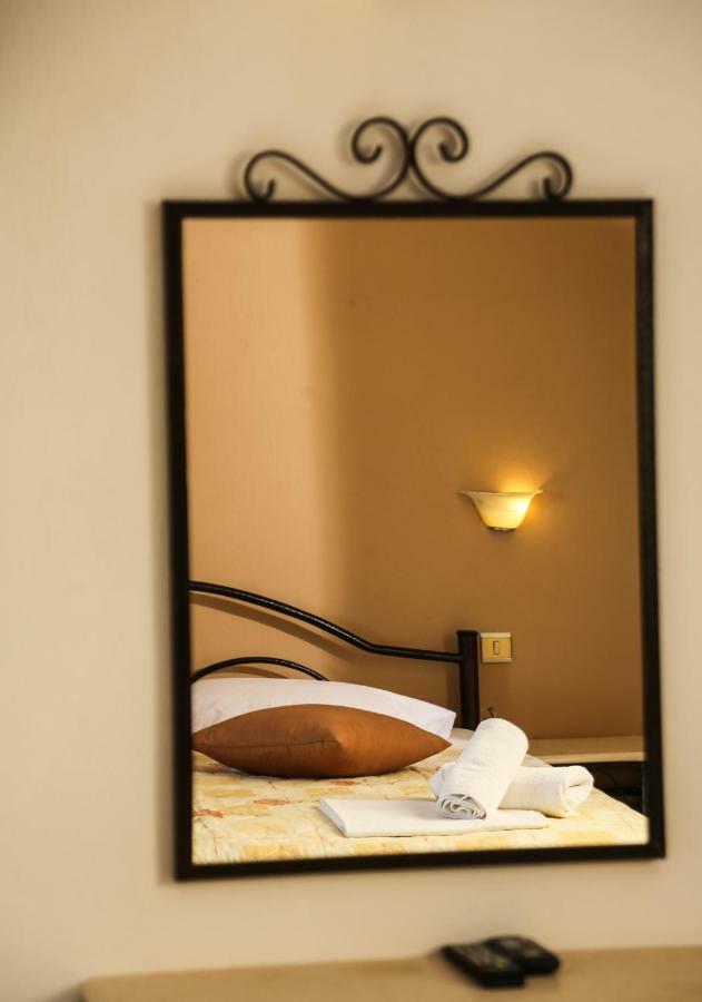 Yannis Apartments アフィトス エクステリア 写真